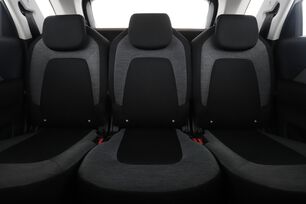 Interior asiento trasero