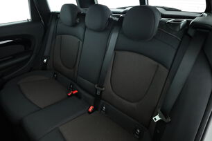 Intérieur sièges arrière depuis le côté conducteur