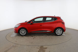 Exterior lado izquierdo