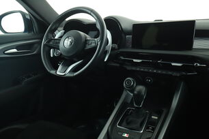 Interno lato guidatore, dal sedile posteriore