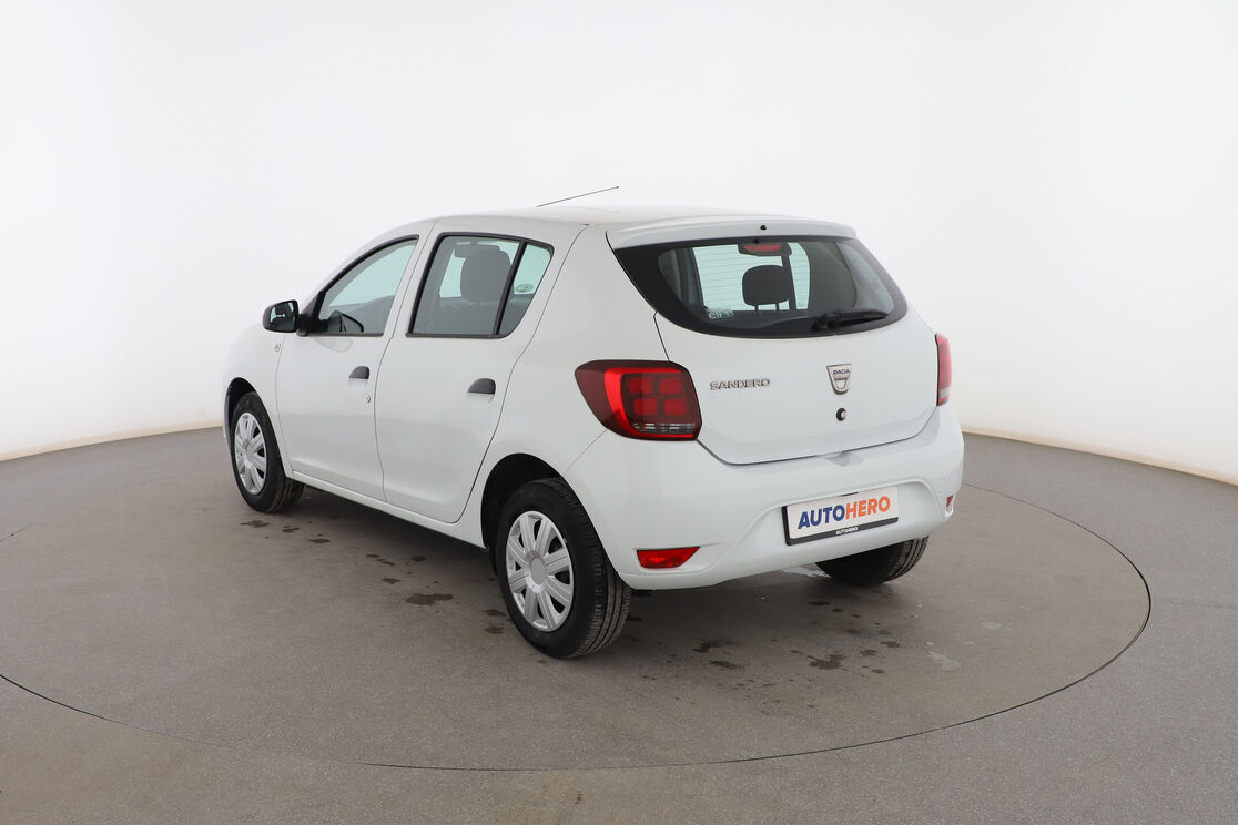 Exterior trasero izquierdo