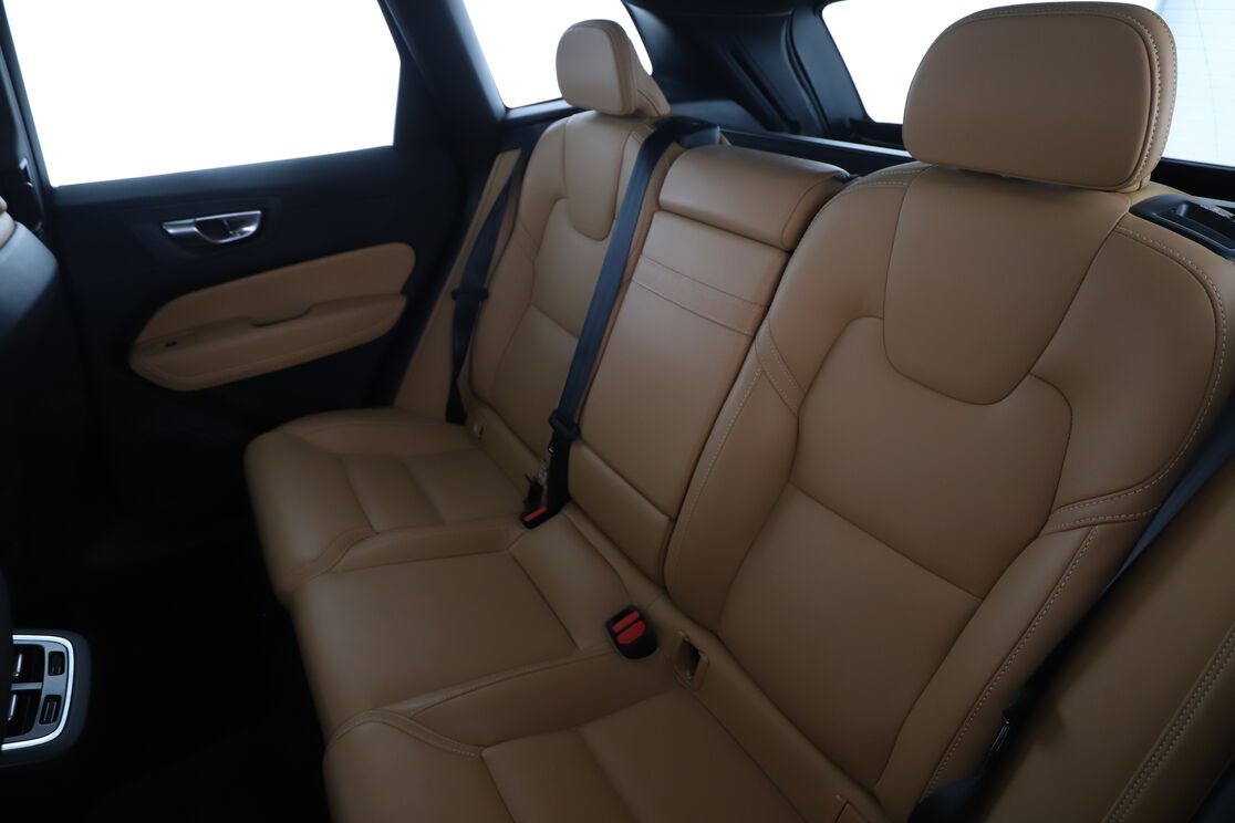 Intérieur sièges arrière depuis le côté conducteur