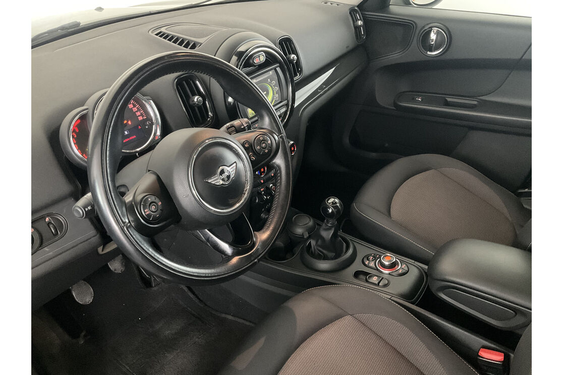 Interno lato guidatore 2