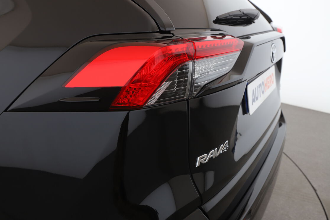 carDetails.imgAlt.interior.15