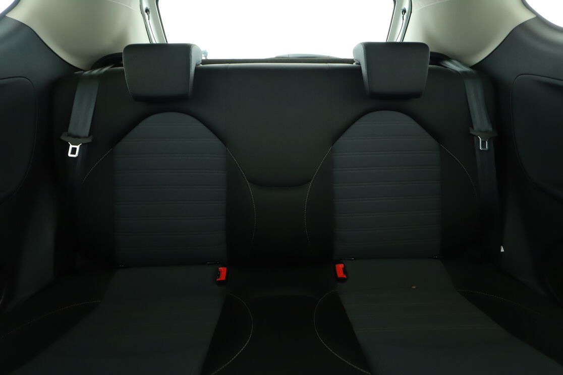Interno sedili posteriori