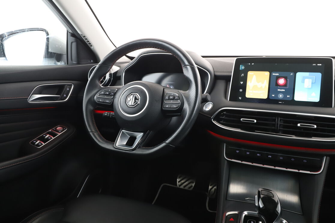 Strona kierowcy z tylnego siedzenia