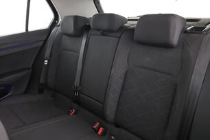 Intérieur sièges arrière depuis le côté conducteur
