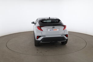 Extérieur arrière gauche