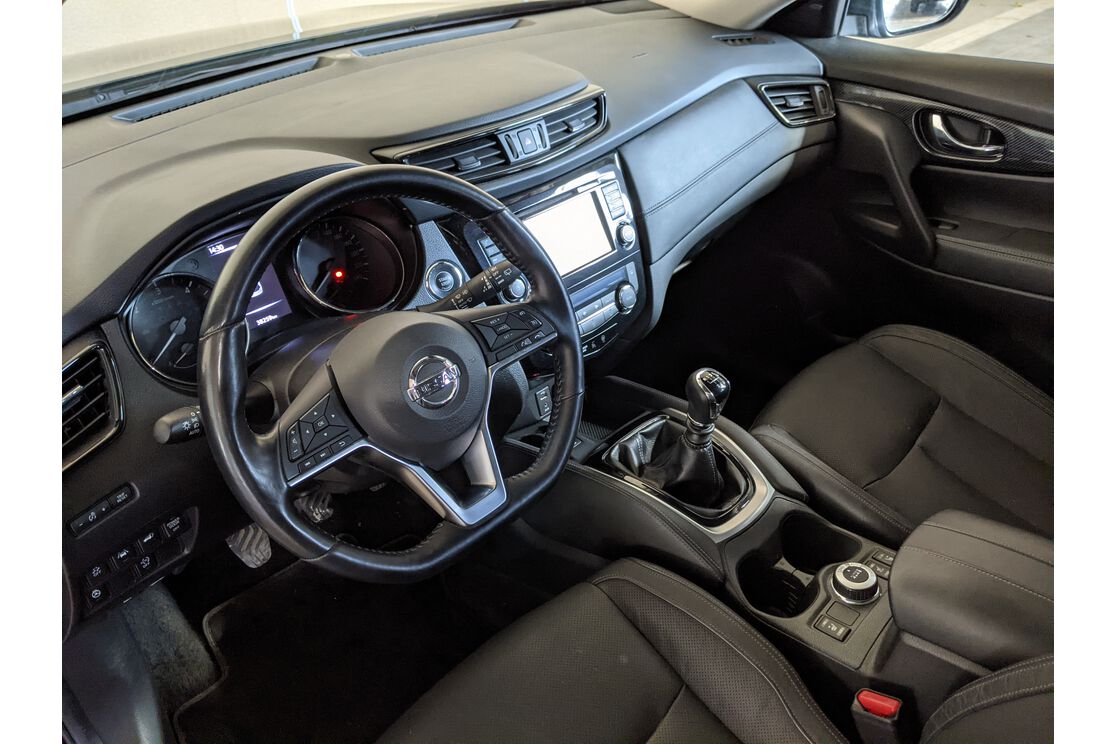 Intérieur côté conducteur 2