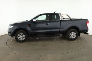 Extérieur côté gauche