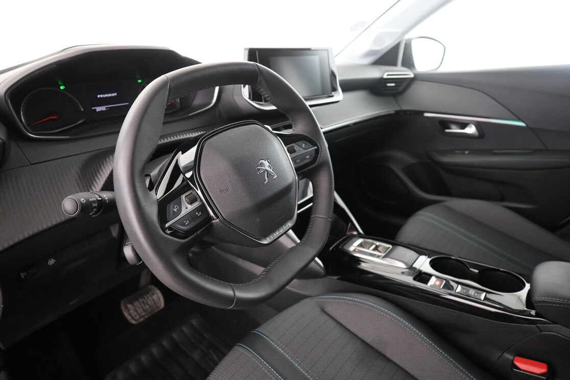 Intérieur côté conducteur 2