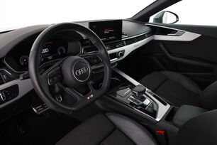 Innenraum auf der Fahrerseite 2