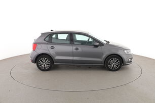 Extérieur côté droit