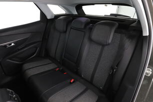 Intérieur sièges arrière depuis le côté conducteur