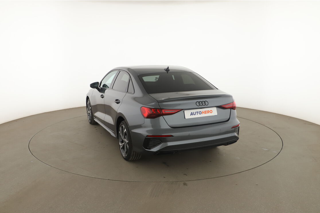 Extérieur arrière gauche