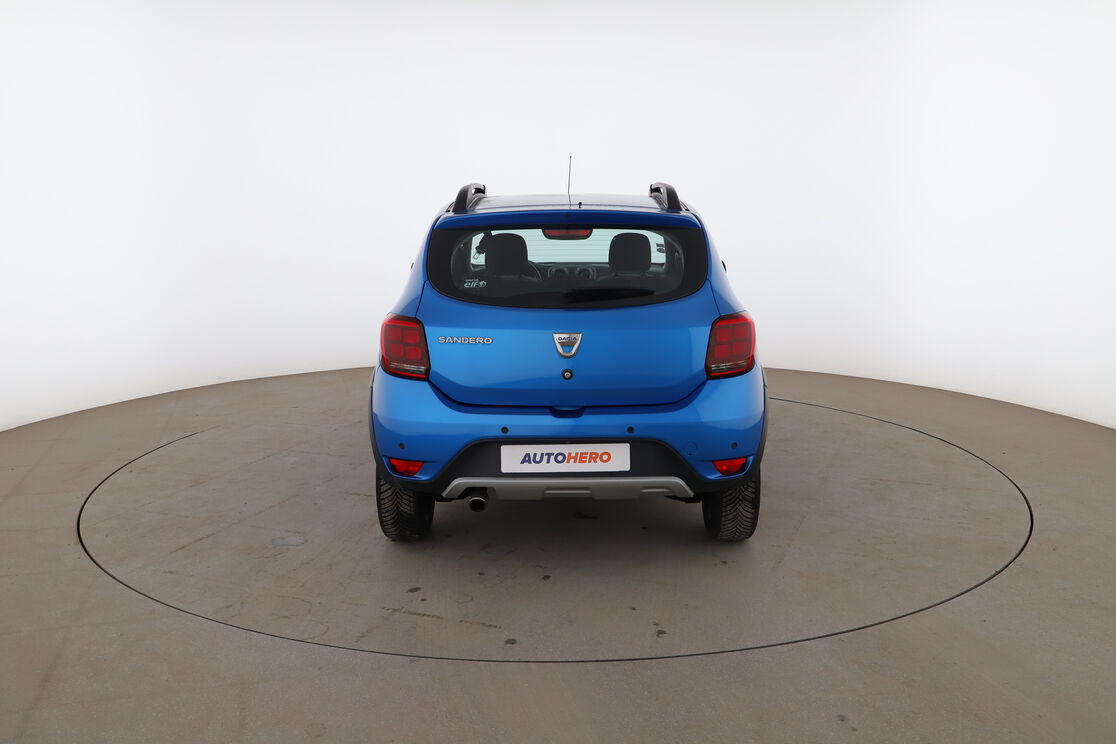 ➭ Neuf et occasion Dacia Sandero Ii Stepway Etageres Coffre