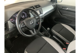 Interno lato guidatore 2