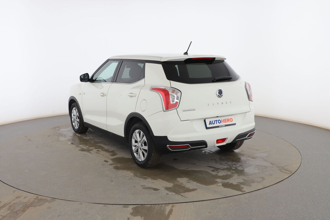 Exterior trasero izquierdo