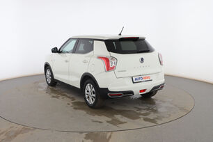 Exterior trasero izquierdo