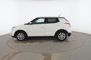 Exterior lado izquierdo