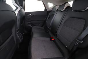 Interno sedili posteriori, dal lato guidatore