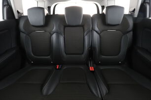 Interior asiento trasero