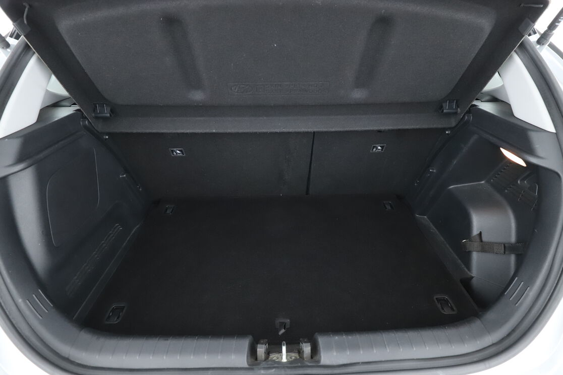 Innenraum Kofferraum 1