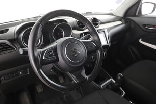 Intérieur côté conducteur 2