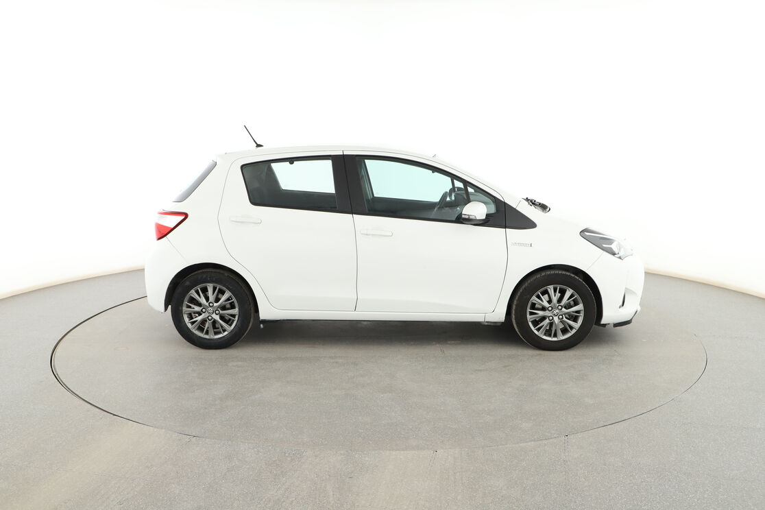 Exterior lado derecho