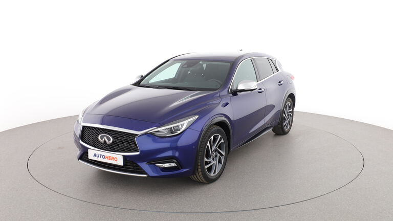 Infiniti Q30