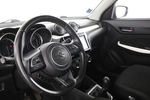 Intérieur côté conducteur 2