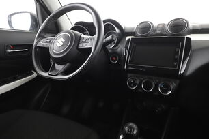 Intérieur côté conducteur depuis le siège arrière