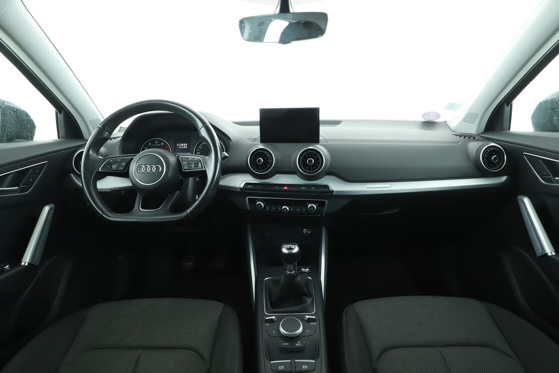 Intérieur avant de l'habitacle depuis le siège arrière