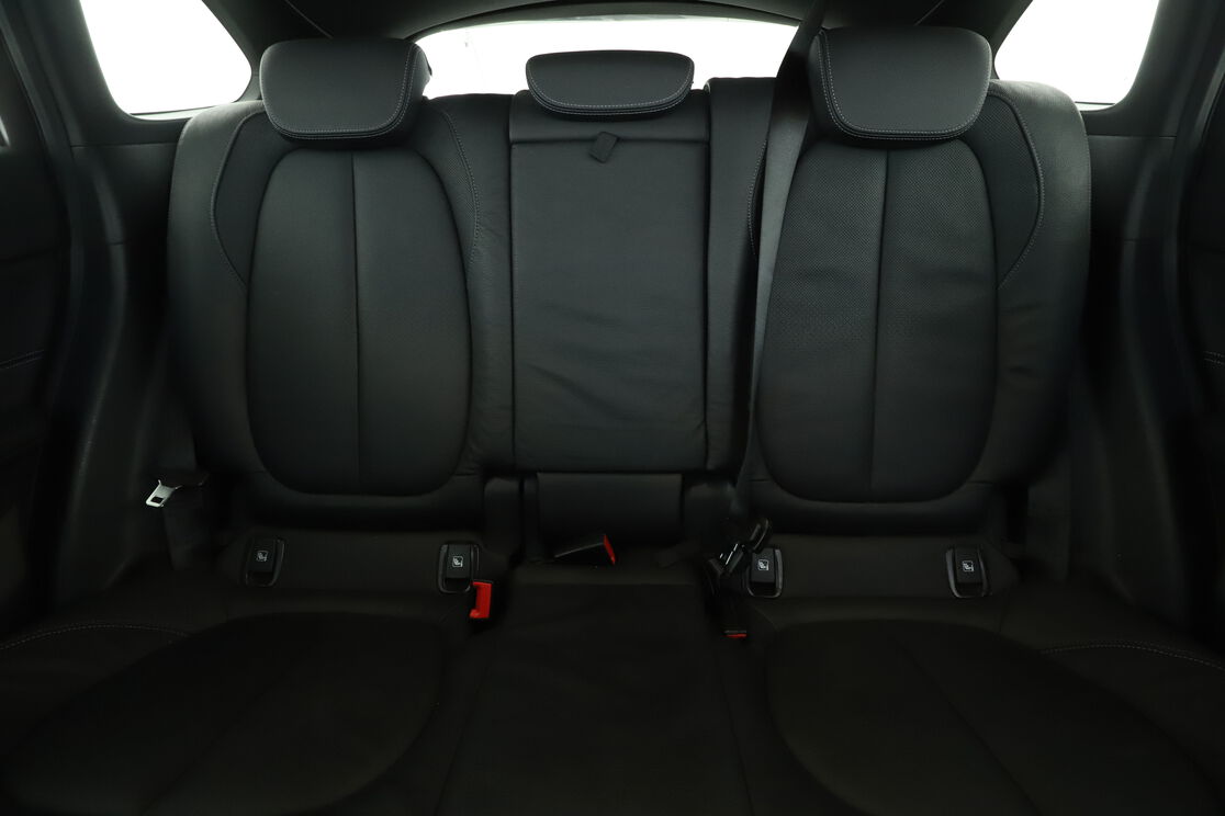 Innenraum Rücksitze Fahrerseite