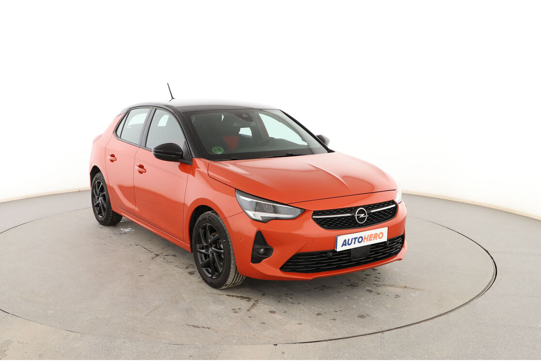 Exterior frontal derecho