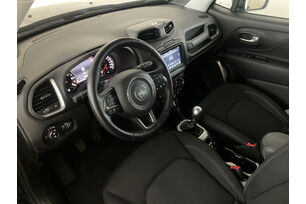 Interno lato guidatore 2