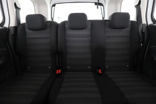 Interior asiento trasero