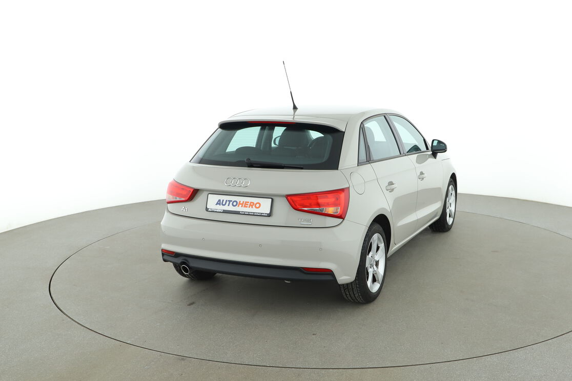 Audi A1 1.0 TFSI Sport, Benzin, 16.300 €