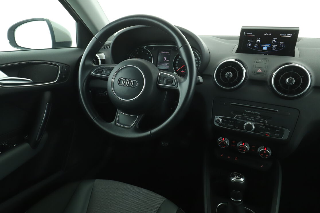 Audi A1 1.0 TFSI Sport, Benzin, 16.300 €