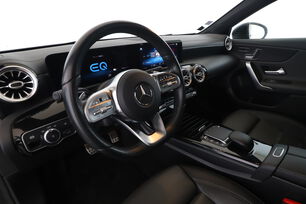Intérieur côté conducteur 2