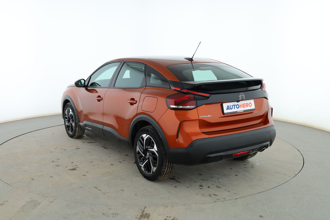 Exterior trasero izquierdo