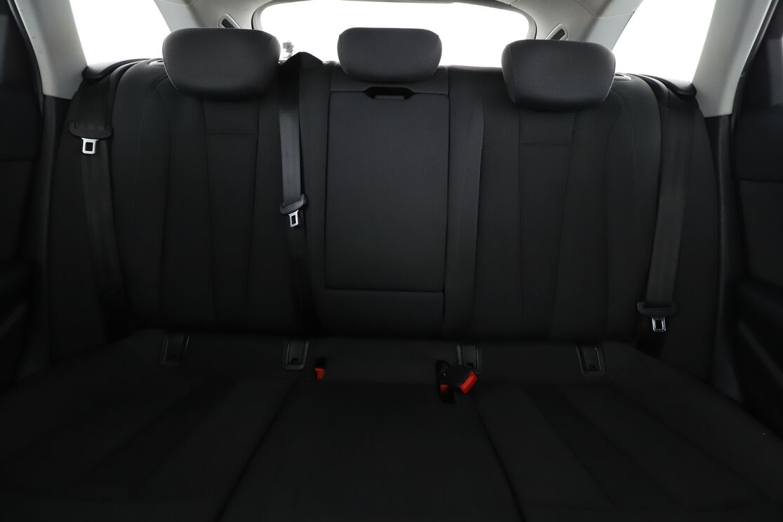 Interior asiento trasero