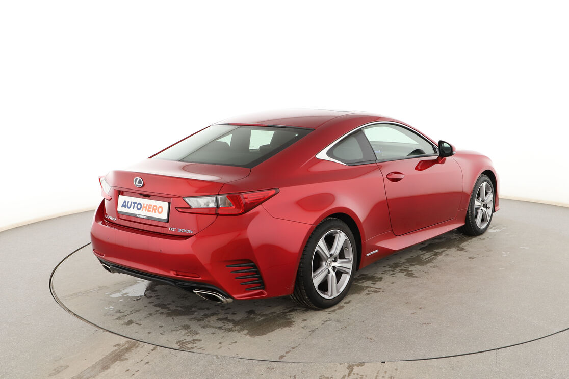 Exterior posterior derecho