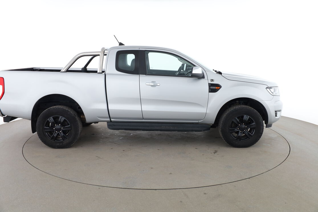 Extérieur côté droit