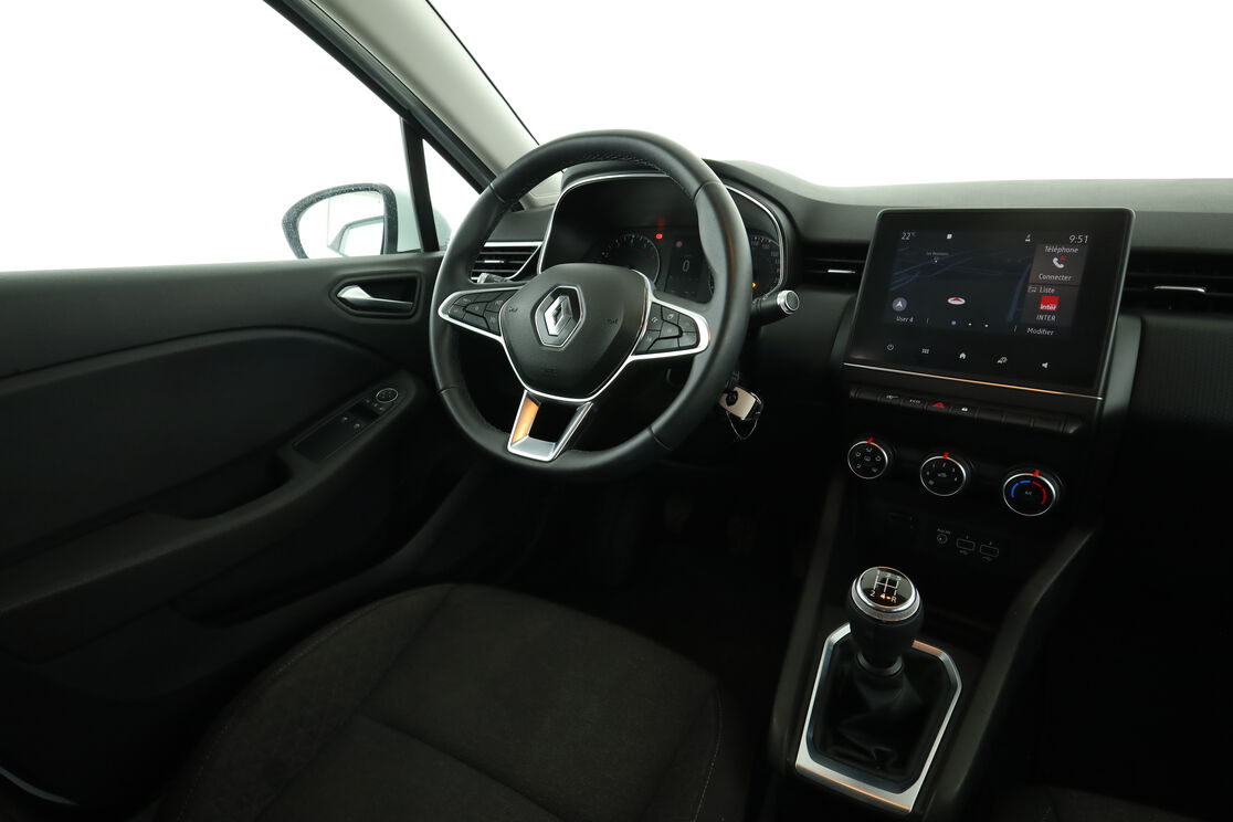 Intérieur côté conducteur depuis le siège arrière