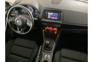 Interno lato guidatore, dal sedile posteriore