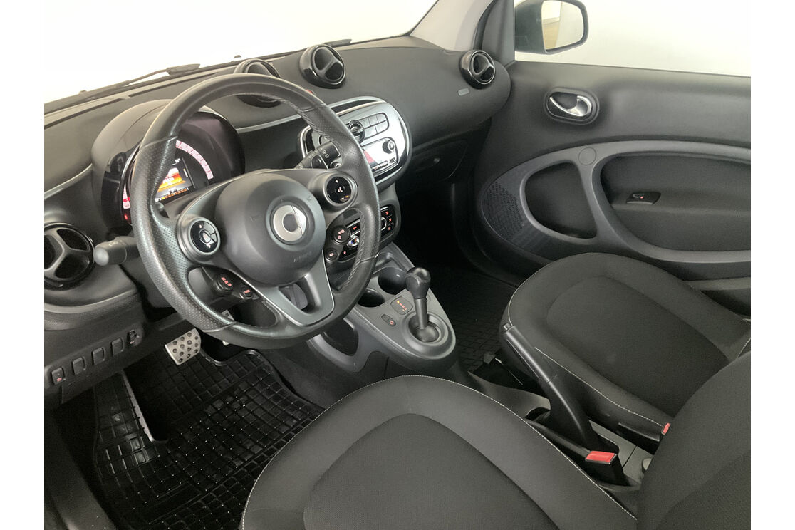 Interno lato guidatore 2