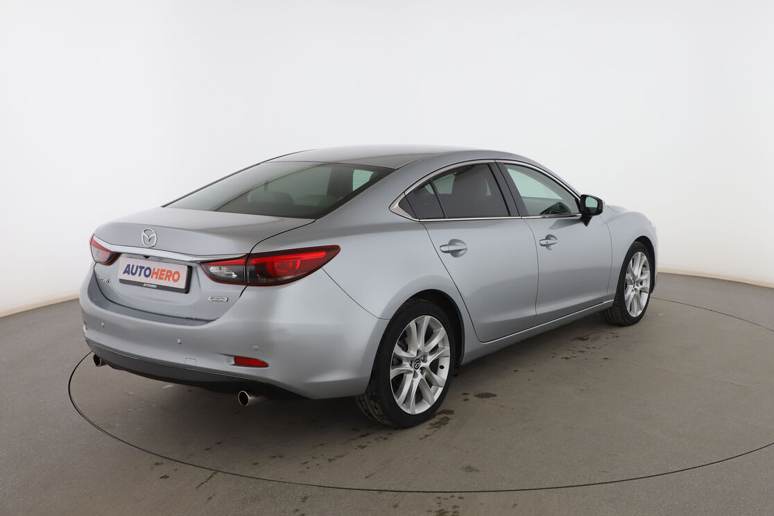 Exterior posterior derecho