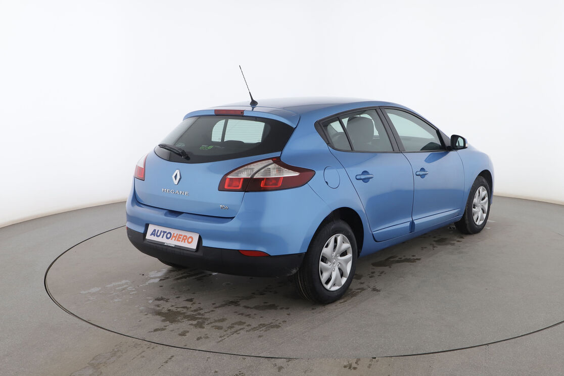 Exterior posterior derecho