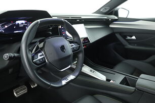 Intérieur côté conducteur 2